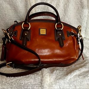 Toledo leather mail satchel